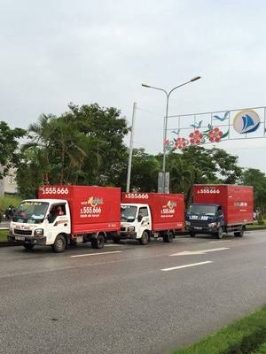 Đoàn xe taxi tải chuyển văn phòng Hoa Vinh